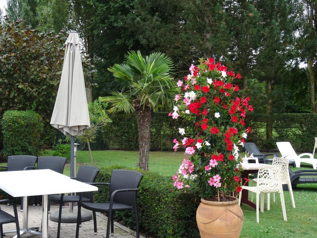 Hotel Du Golf Cabourg Exterior photo