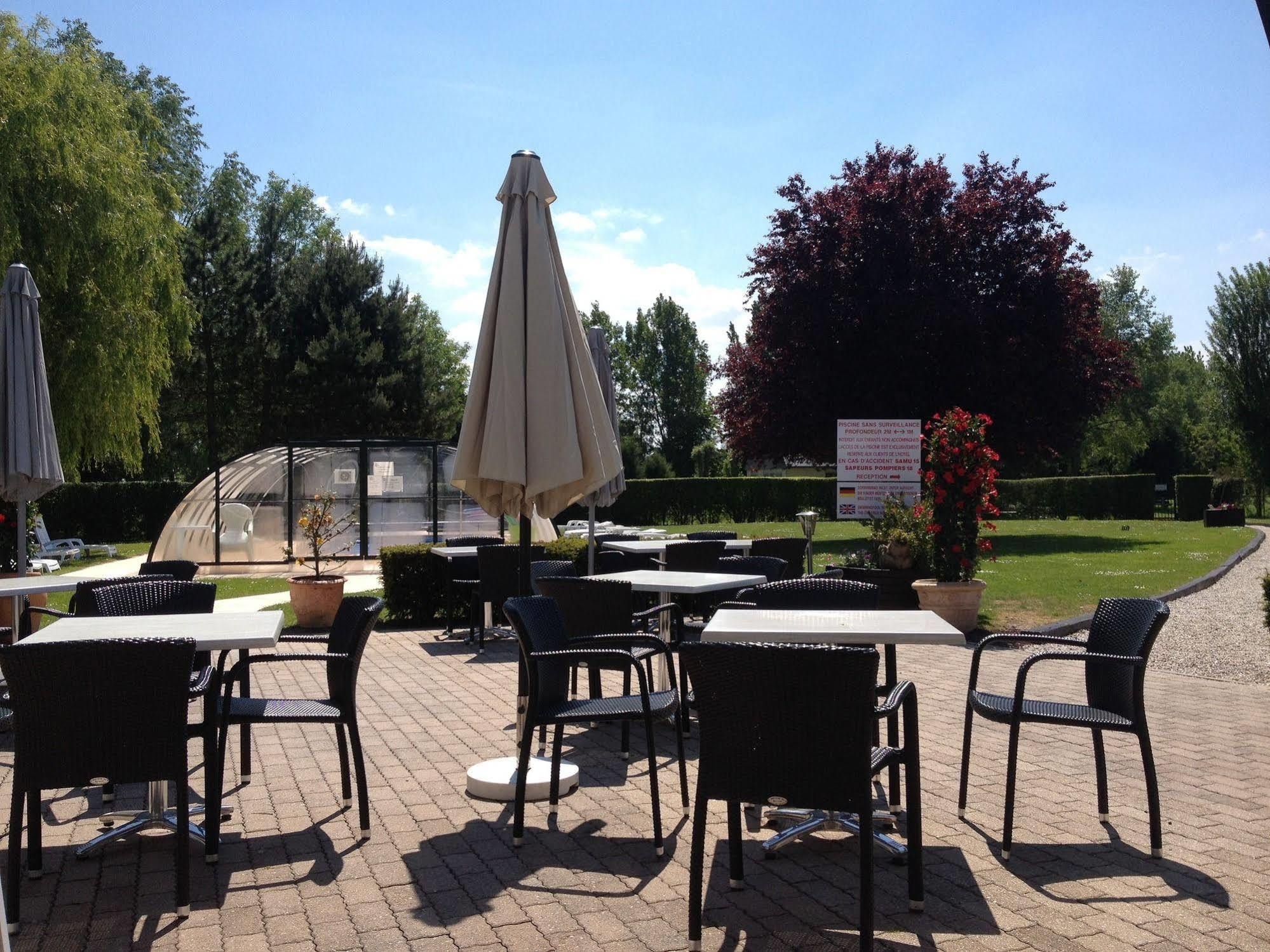Hotel Du Golf Cabourg Exterior photo